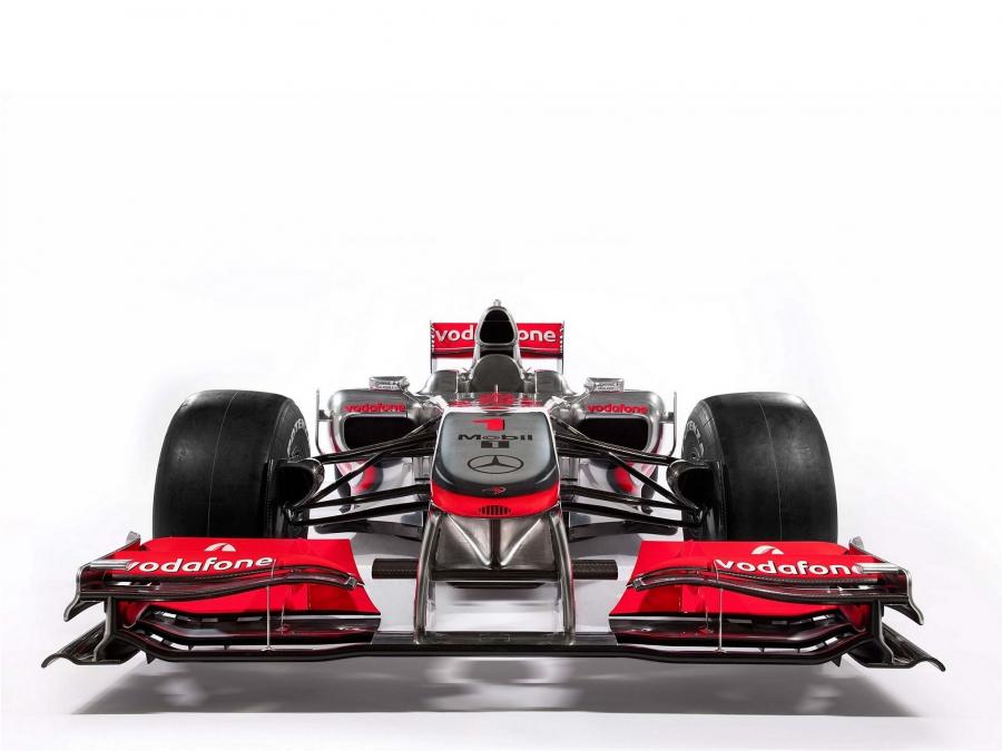  McLaren Mercedes-Benz MP4-25 2010 года  (фото 16 из 16)